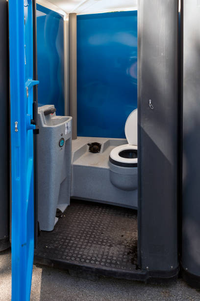 Best Portable restroom trailer rental  in Nicholson, MS